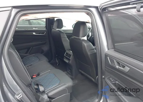 2024 Volkswagen Atlas Cross Sport 2.0T Sel Premium R-Line from USA, damaged, VIN 1V2FE2CA0RC239604